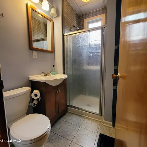 $1,300 | 192 Hill Street, Unit 1, Troy, NY 12180