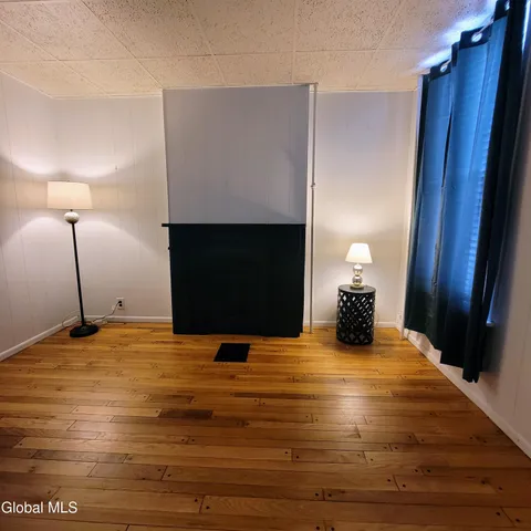 $1,300 | 192 Hill Street, Unit 1, Troy, NY 12180