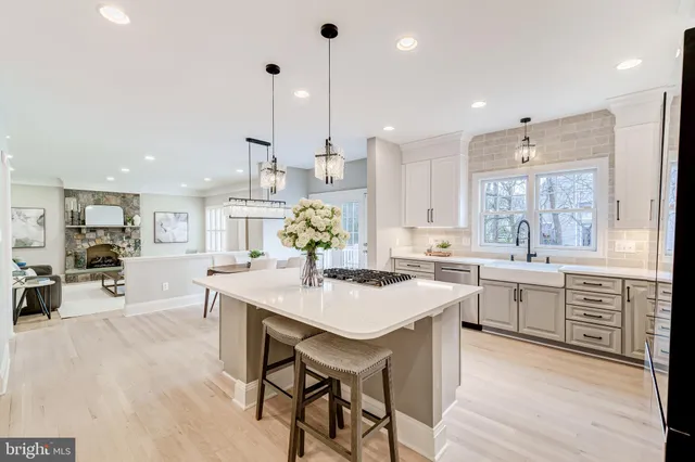 $1,295,000 | 6413 Gayfields Road, Alexandria, VA 22315