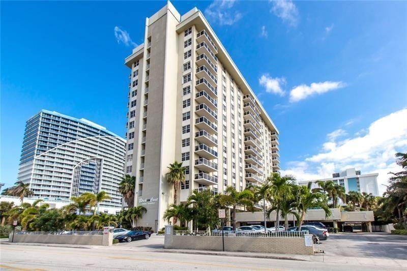 336 North Birch Road, Unit 8D Fort Lauderdale, FL 33304 - Photo 8 of 25 a view of a tall building