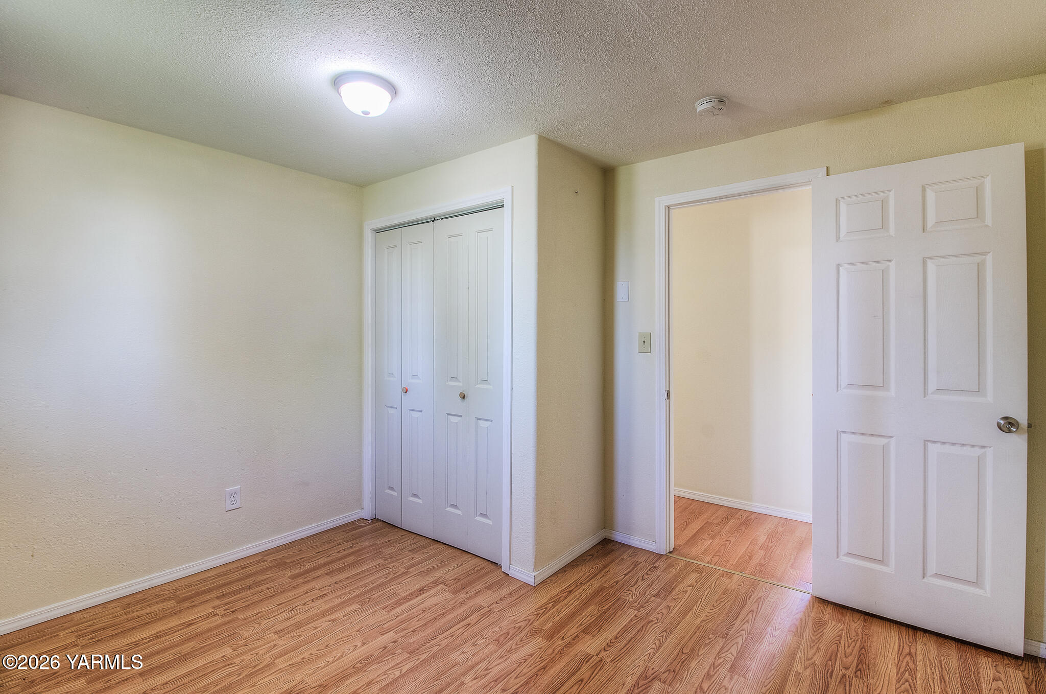 130 Green Giant Road Mabton, WA 98935 - Photo 14 of 34 a view of hallway with wooden floor