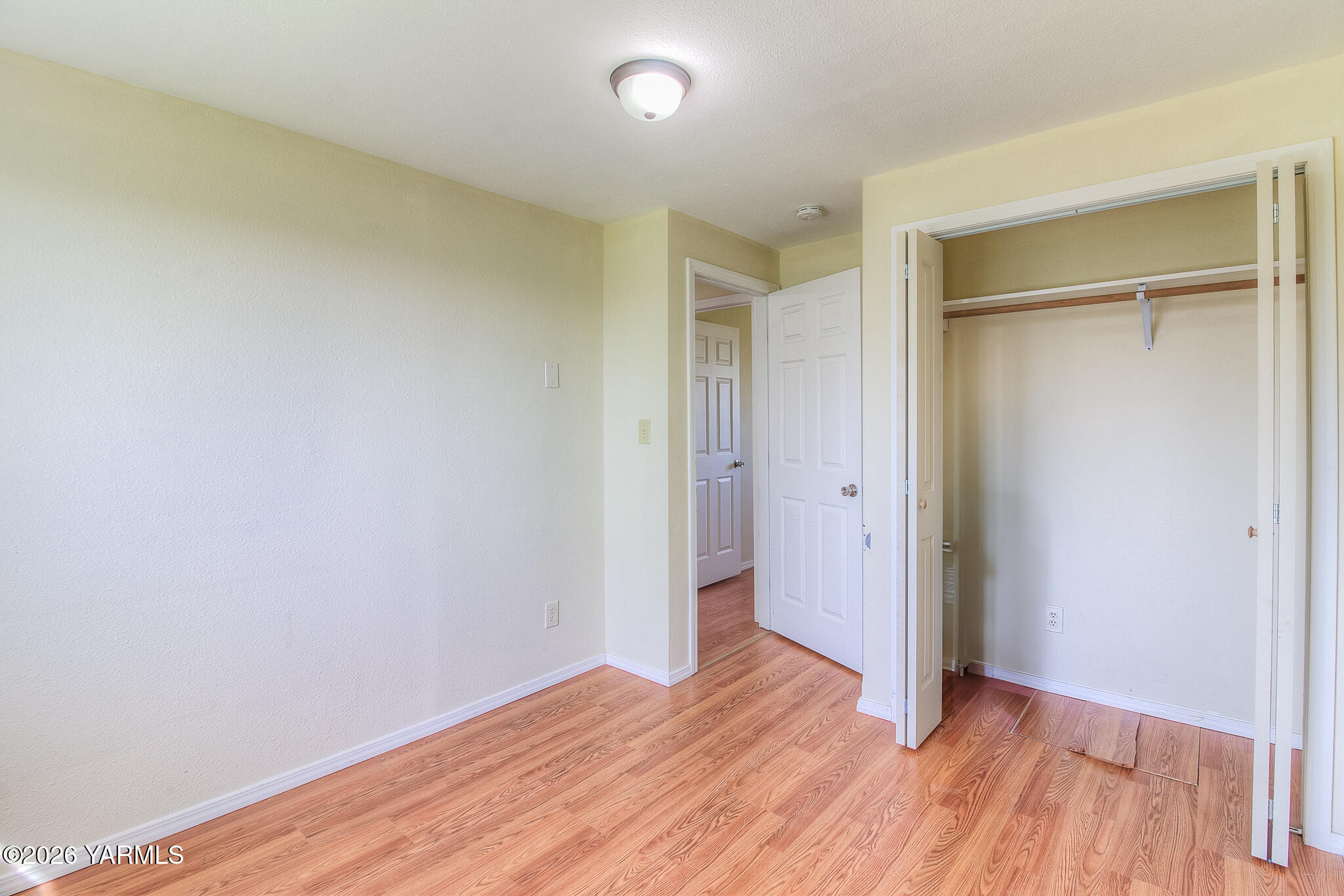 130 Green Giant Road Mabton, WA 98935 - Photo 19 of 34 a view of a room with wooden floor
