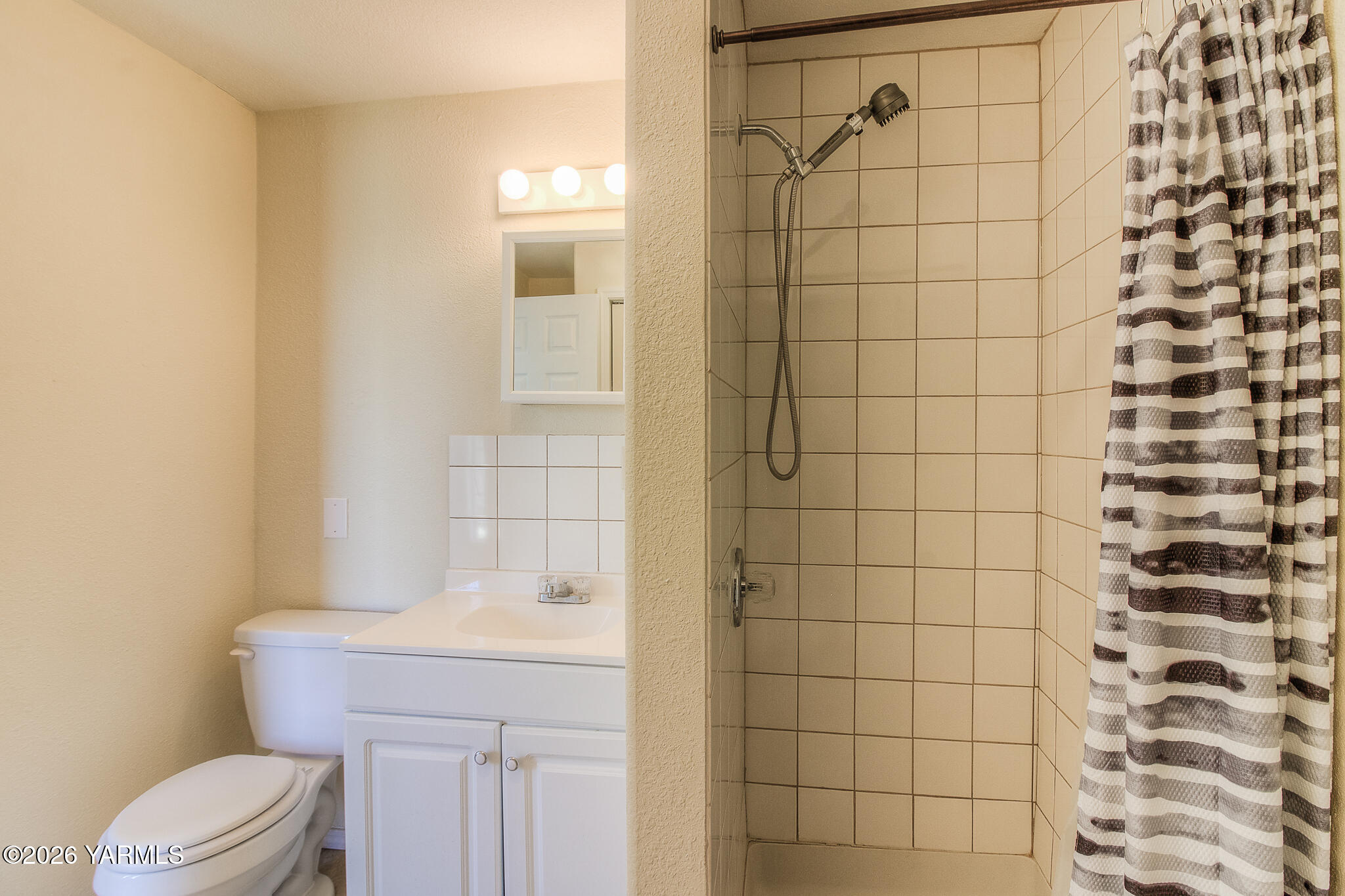 130 Green Giant Road Mabton, WA 98935 - Photo 22 of 34 a bathroom with a sink toilet and shower