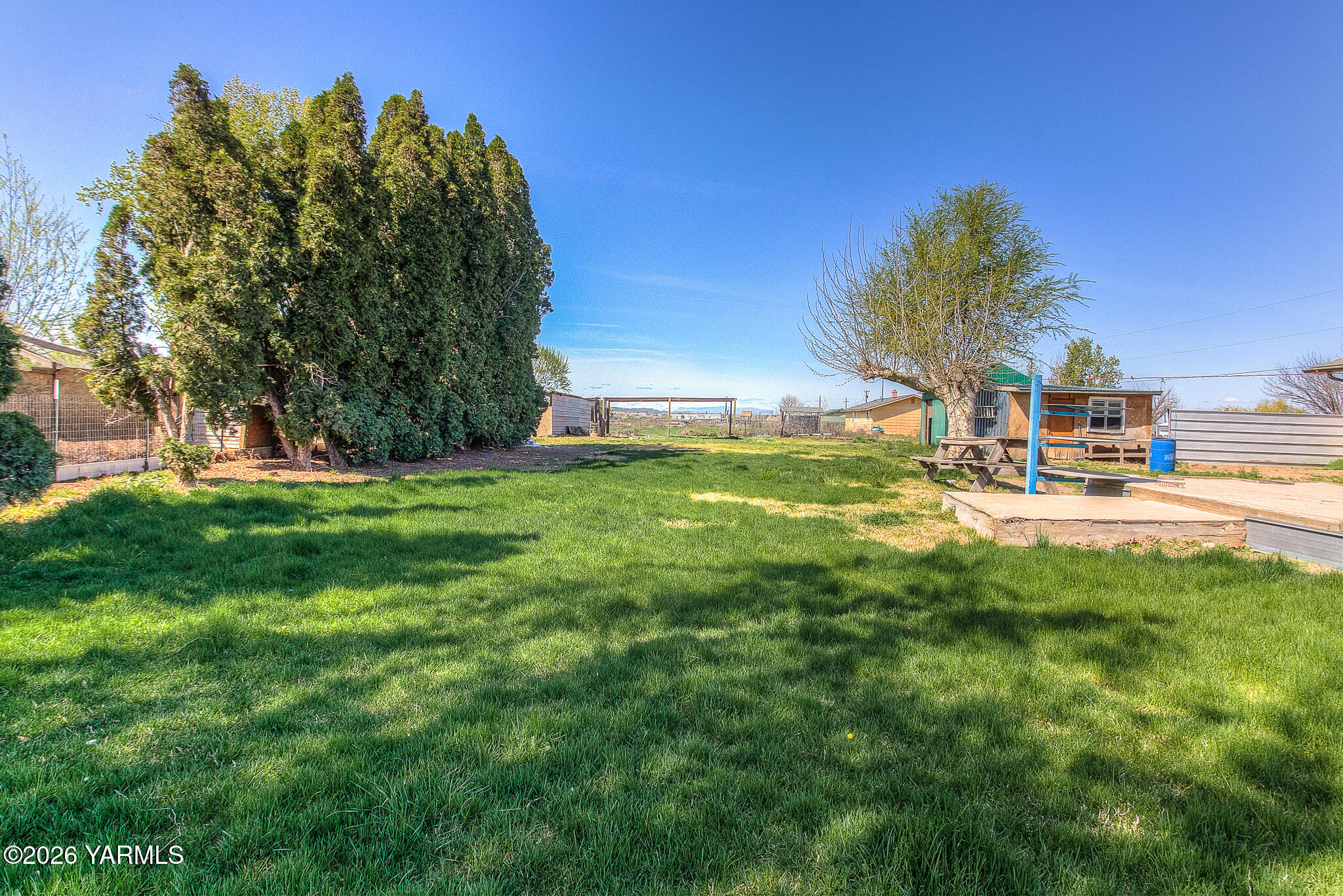 130 Green Giant Road Mabton, WA 98935 - Photo 25 of 34 a view of yard with swimming pool and green space