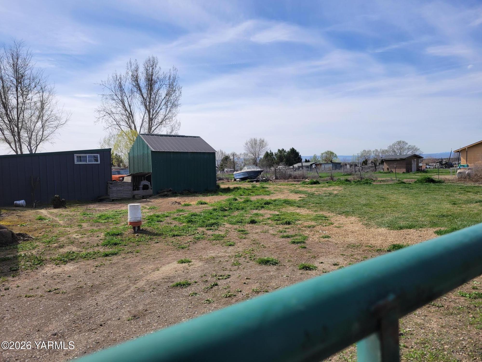 130 Green Giant Road Mabton, WA 98935 - Photo 3 of 6 130 Green G