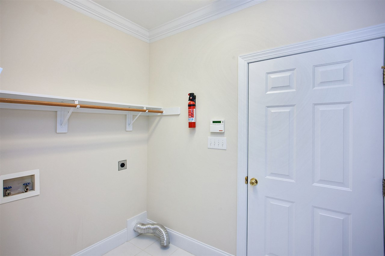 3605 Baron Monck Pass Raleigh, NC 27612 - Photo 16 of 22 Laundry