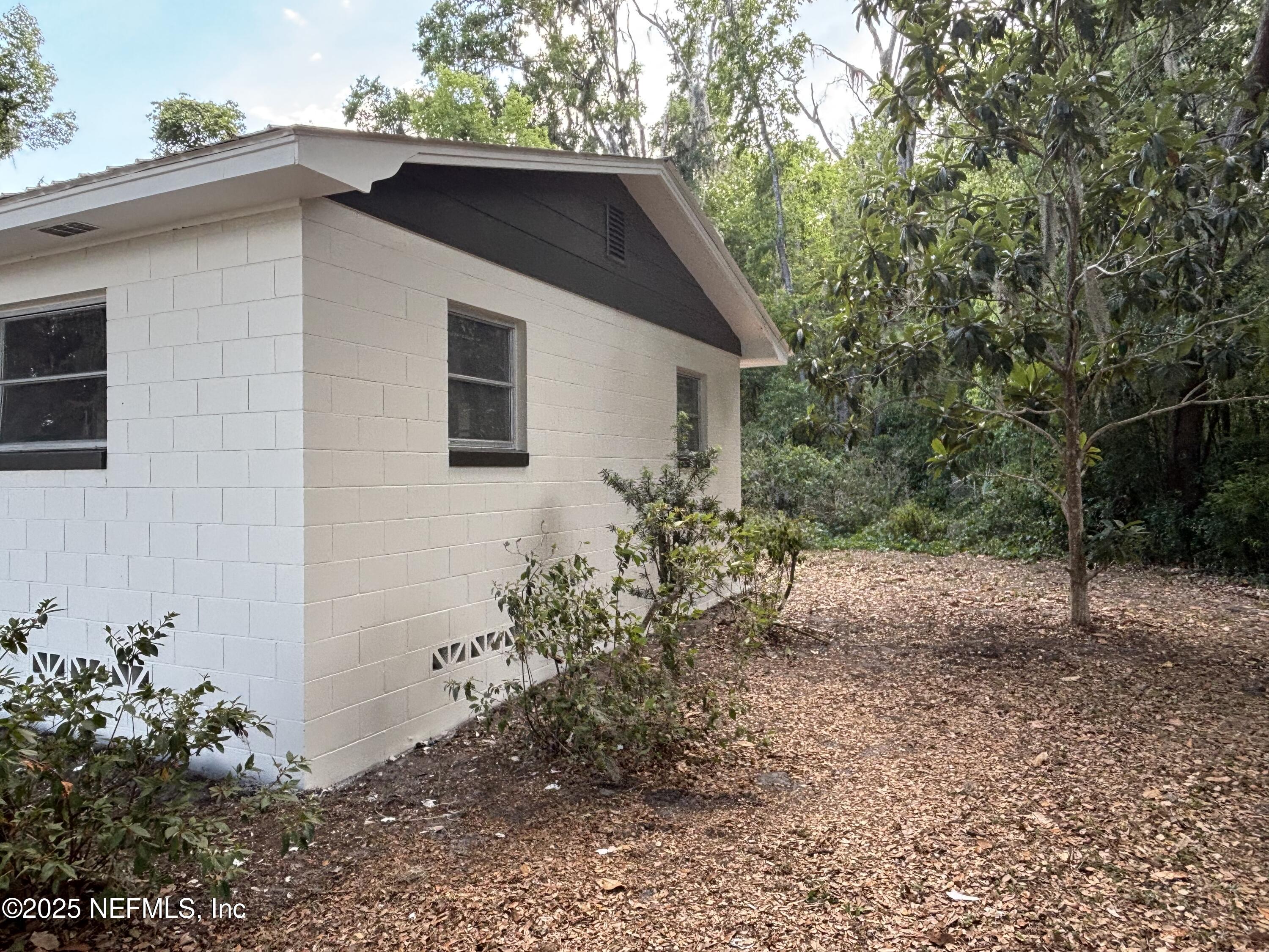 730 Grand Rondo West Crescent City, FL 32112 - Photo 2 of 4 IMG_3510