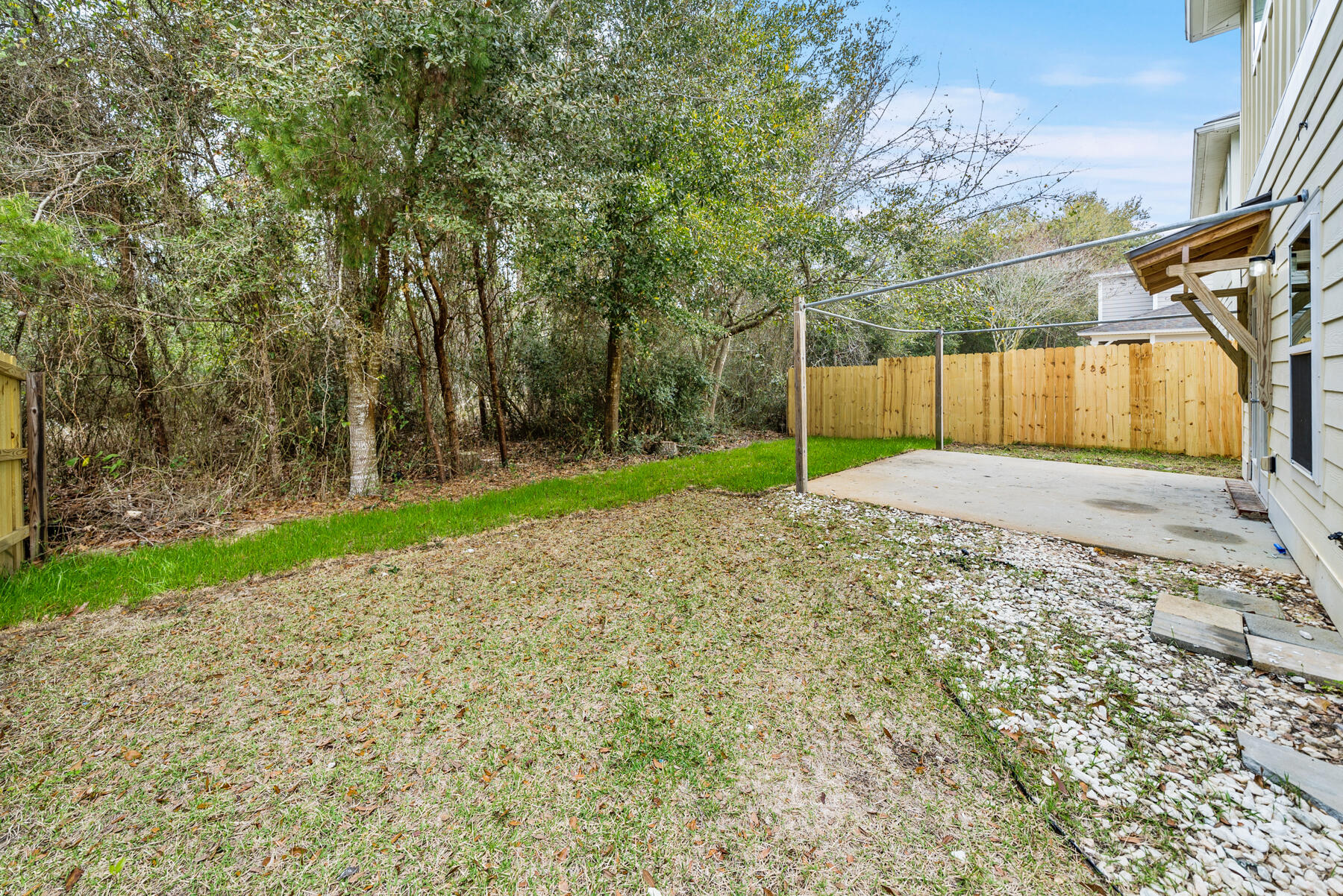 41 Hackberry Way Santa Rosa Beach, FL 32459 - Photo 24 of 27 a view of a backyard