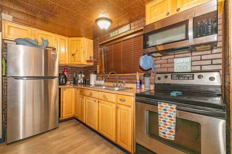 2555 Melvin Road Pinckney, MI 48169 - Photo 5 of 22 Gallery Image 5