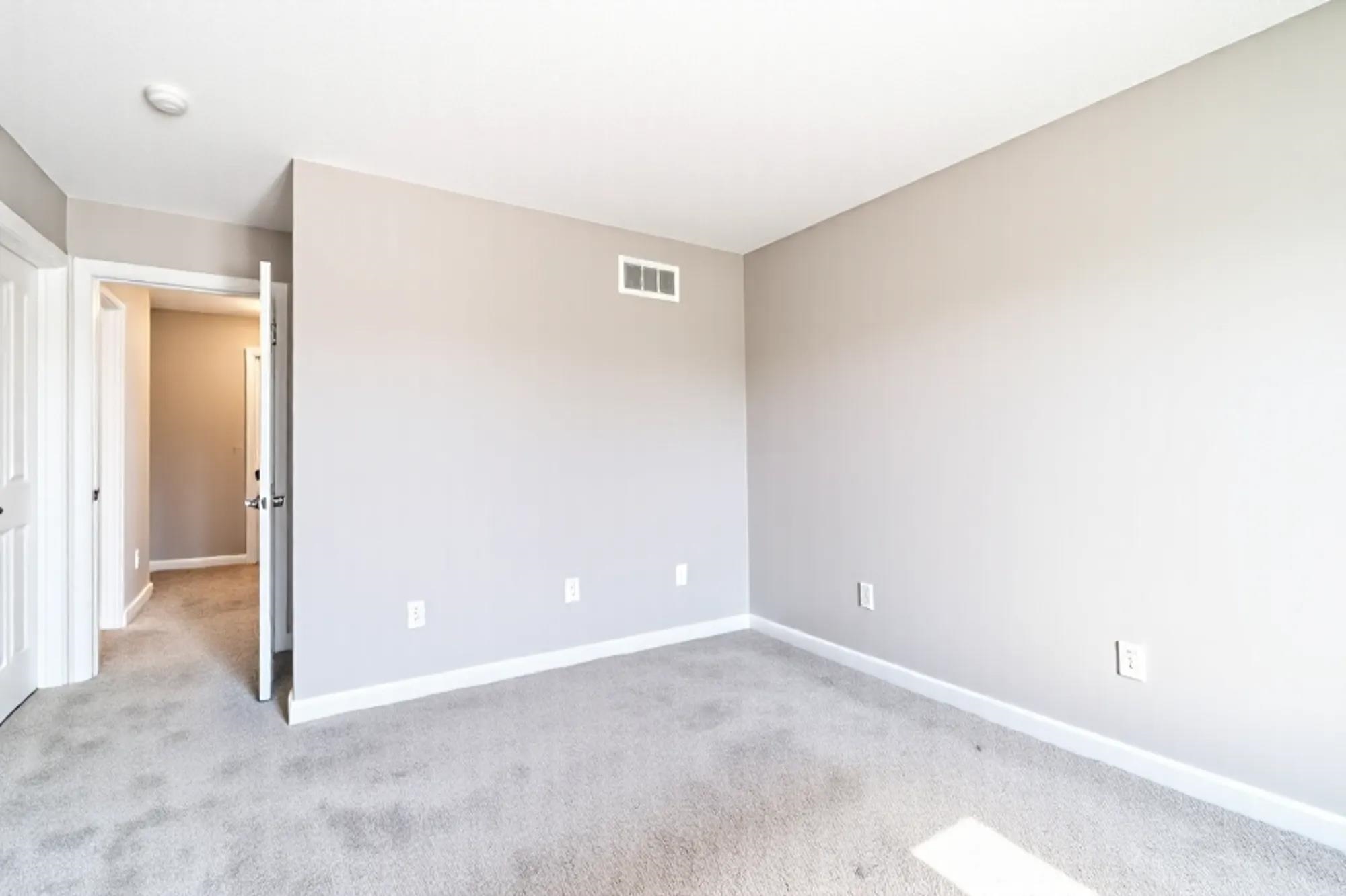 3411 Beowulf Run Auburn, IN 46706 - Photo 29 of 35