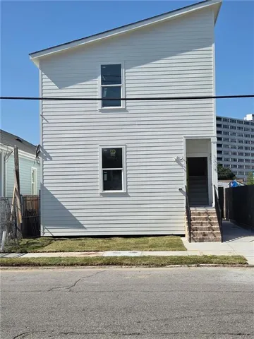 $1,300 | 1319 South Rampart Street, New Orleans, LA 70113