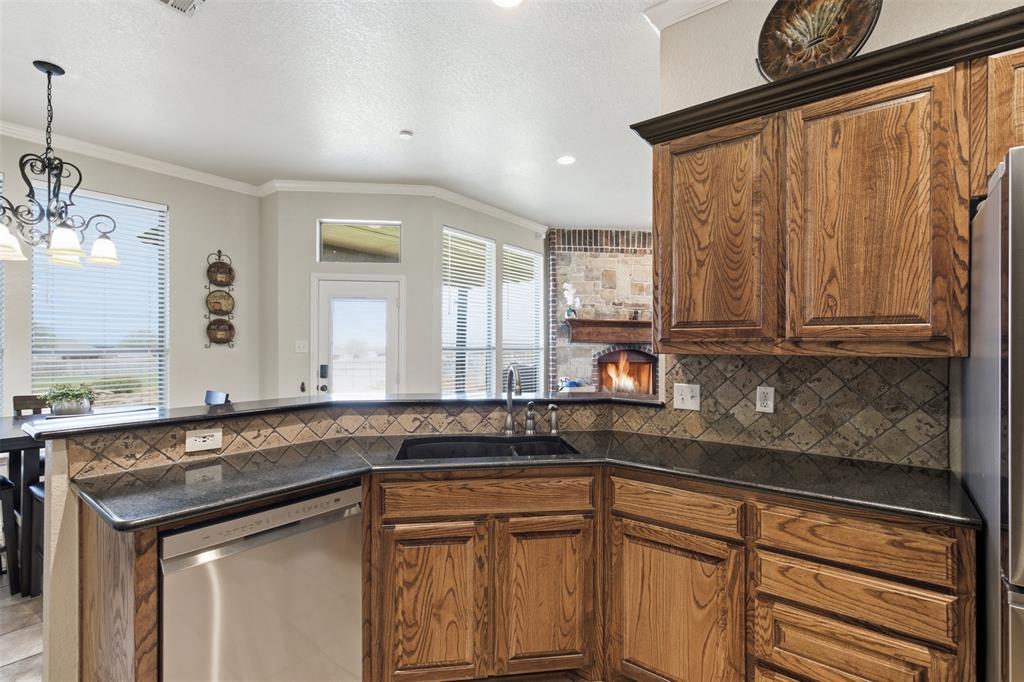 165 Canyon Drive Decatur, TX 76234 - Photo 12 of 37