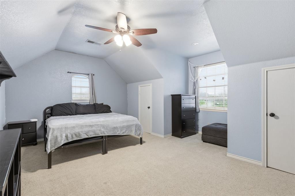 165 Canyon Drive Decatur, TX 76234 - Photo 25 of 37 upstairs