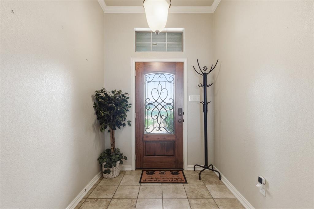 165 Canyon Drive Decatur, TX 76234 - Photo 7 of 37