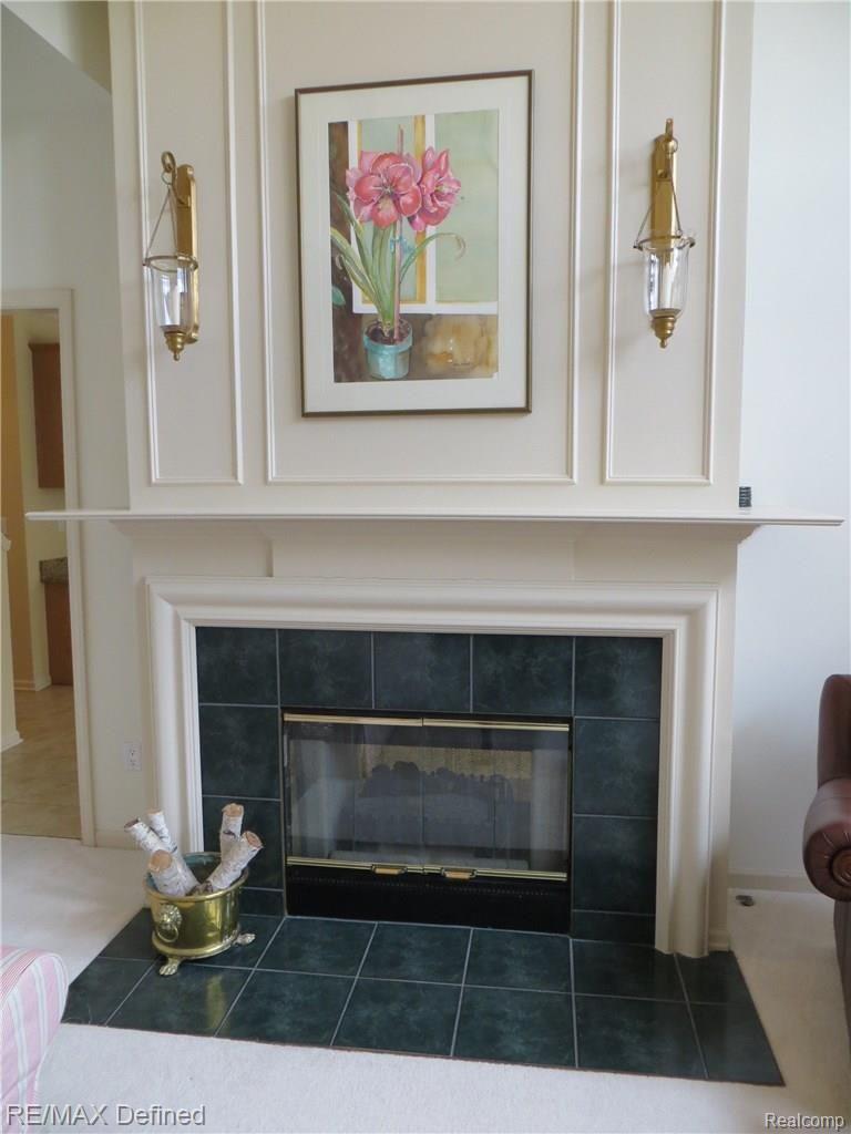 2013 Dunham Drive Rochester, MI 48306 - Photo 6 of 35 Two Way Fireplace