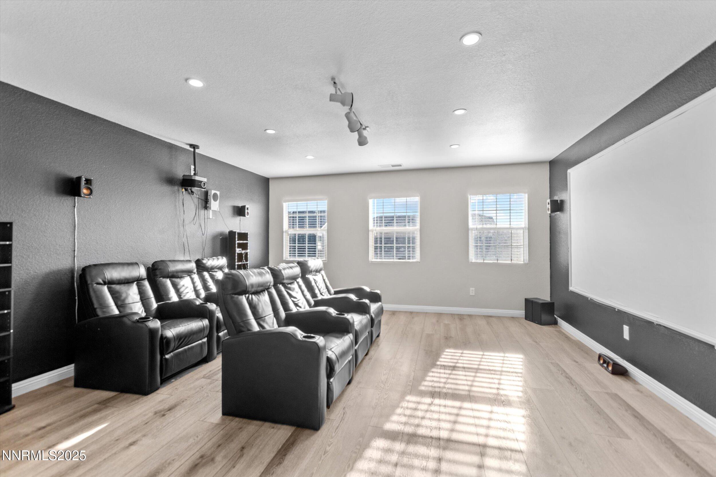 8922 Sorcha Street Reno, NV 89506 - Photo 24 of 47 a living room with furniture