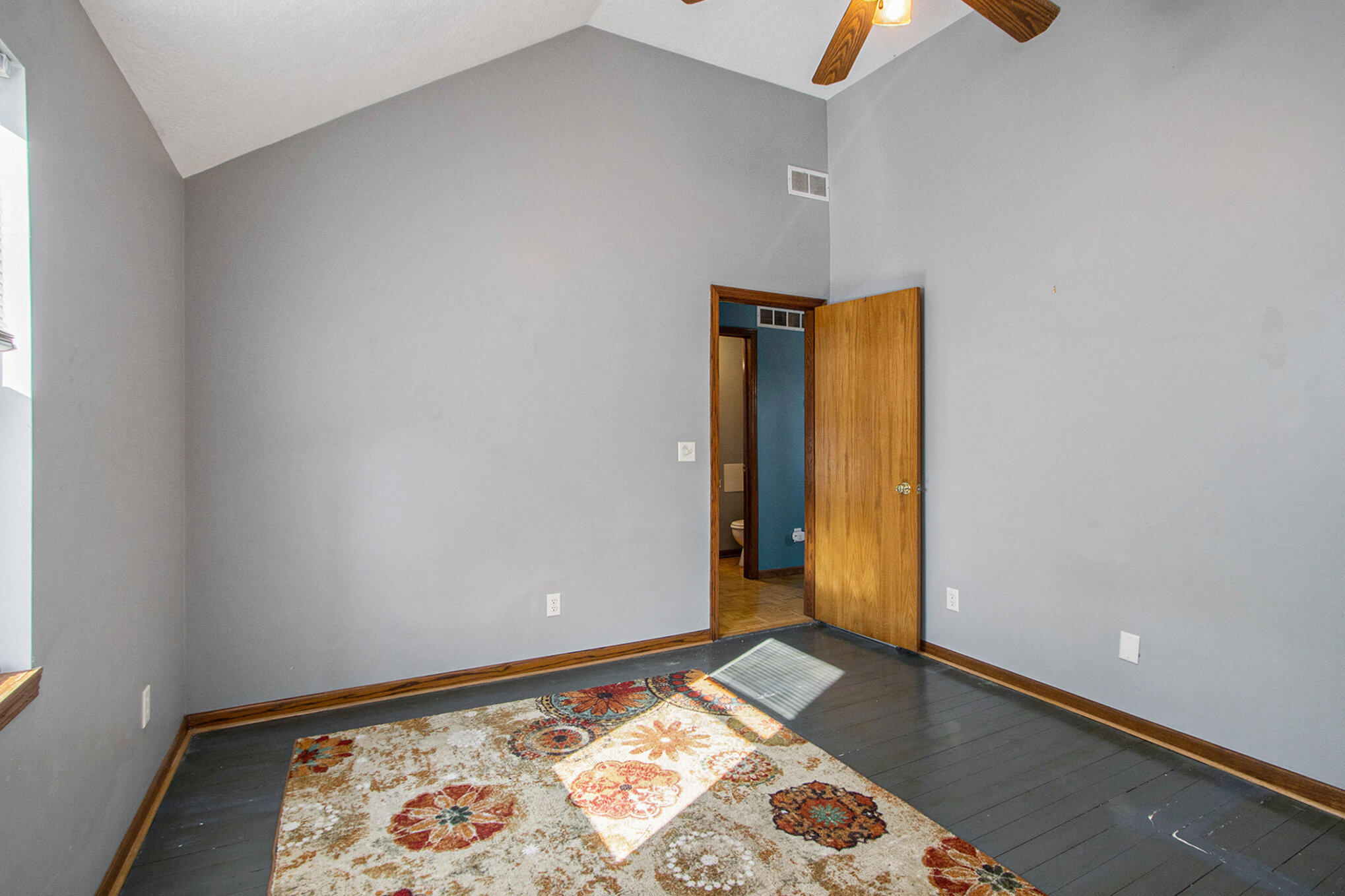 2233 North Drake Road Kalamazoo, MI 49009 - Photo 16 of 20 2233 12