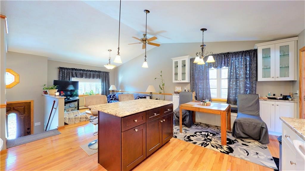 800 Hammet Road Coventry, RI 02816 - Photo 4 of 36