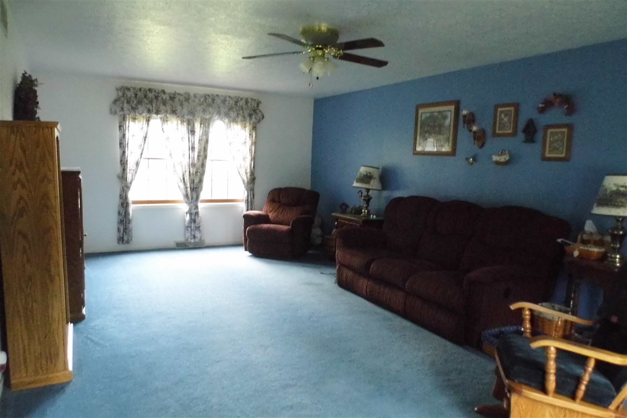 901 South Townline Road Lagrange, IN 46761 - Photo 12 of 35 Gallery Image 12
