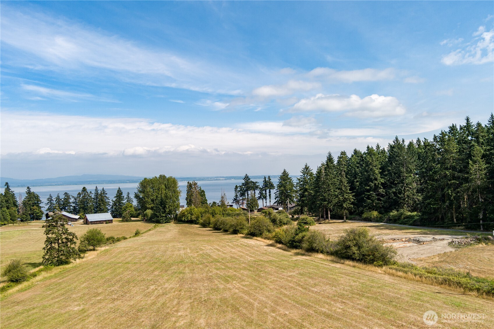 2020 Strawberry Point Road Oak Harbor, WA 98277 - Photo 15 of 22
