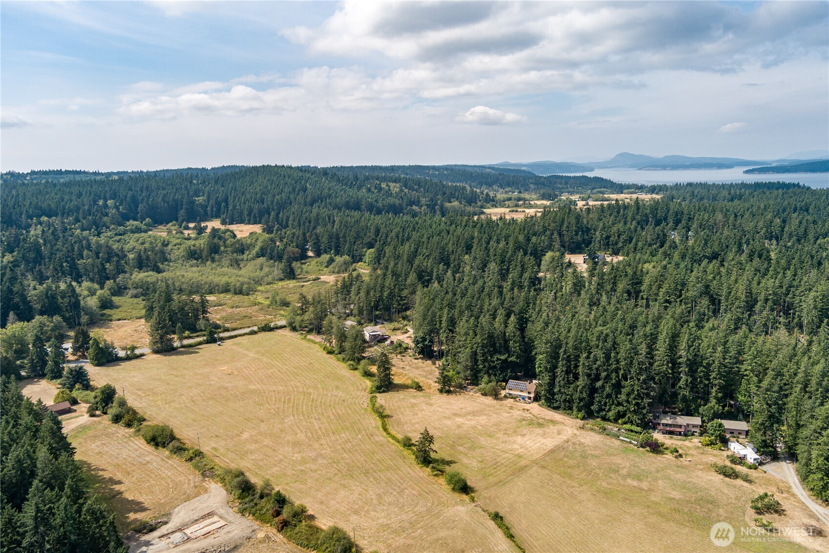 2020 Strawberry Point Road Oak Harbor, WA 98277 - Photo 18 of 22