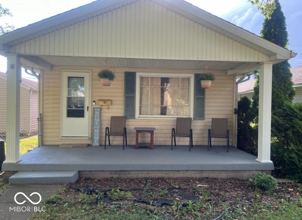 2231 Vermont Avenue Connersville, IN 47331 - Photo 2 of 21