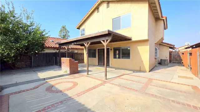 $2,600 | 2867 Hollow Glen Circle, Rialto, CA 92376