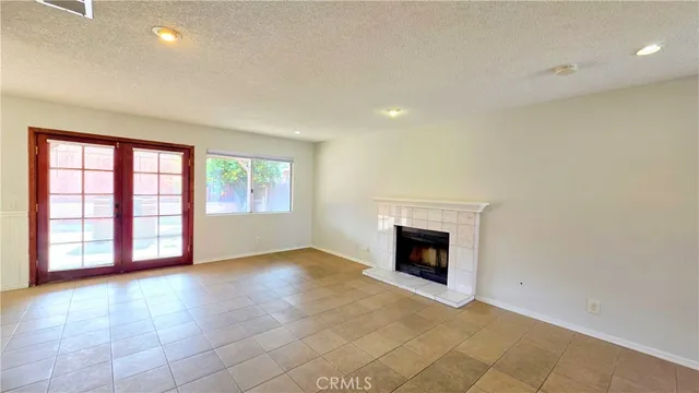 $2,600 | 2867 Hollow Glen Circle, Rialto, CA 92376