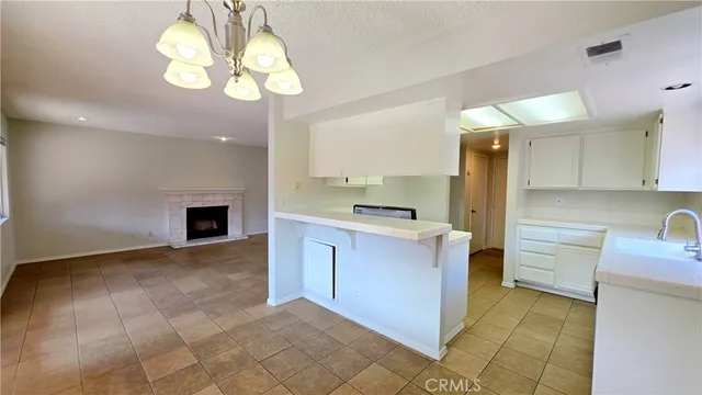 $2,600 | 2867 Hollow Glen Circle, Rialto, CA 92376