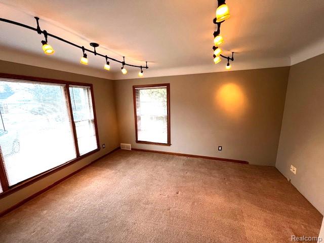 451 Maison Road Grosse Pointe Farms, MI 48236 - Photo 6 of 27