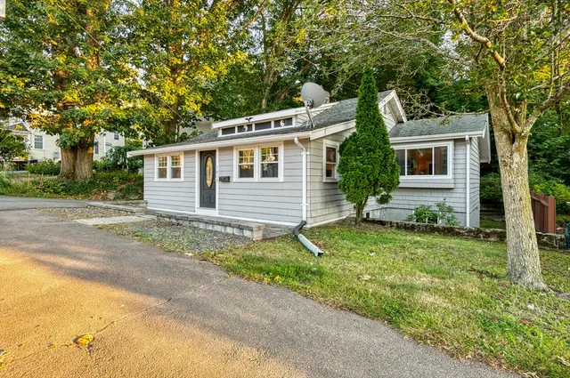 $465,000 | 1015 Washington Street, Weymouth, MA 02189
