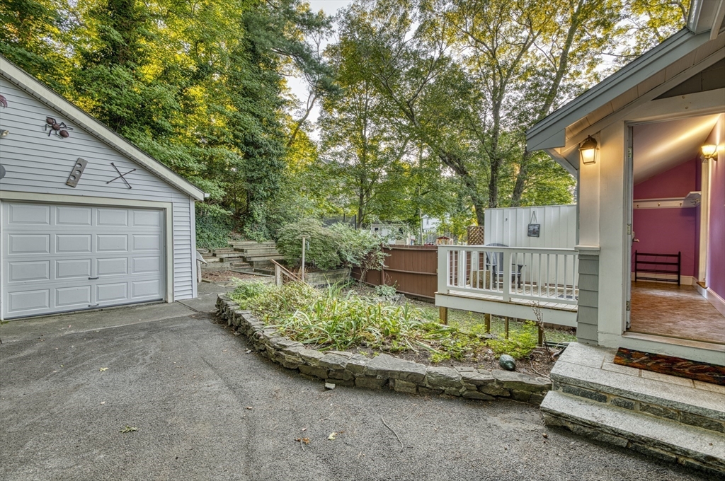 1015 Washington Street Weymouth, MA 02189 - Photo 15 of 17