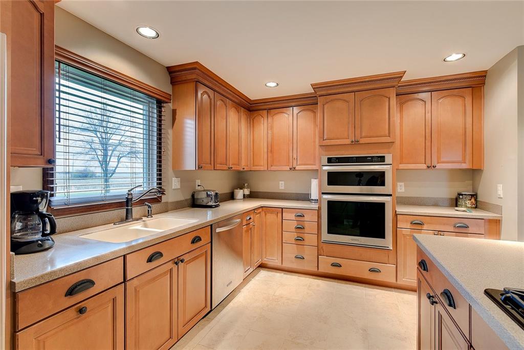 1726 South Centerline Road Franklin, IN 46131 - Photo 7 of 26 Gallery Image 7