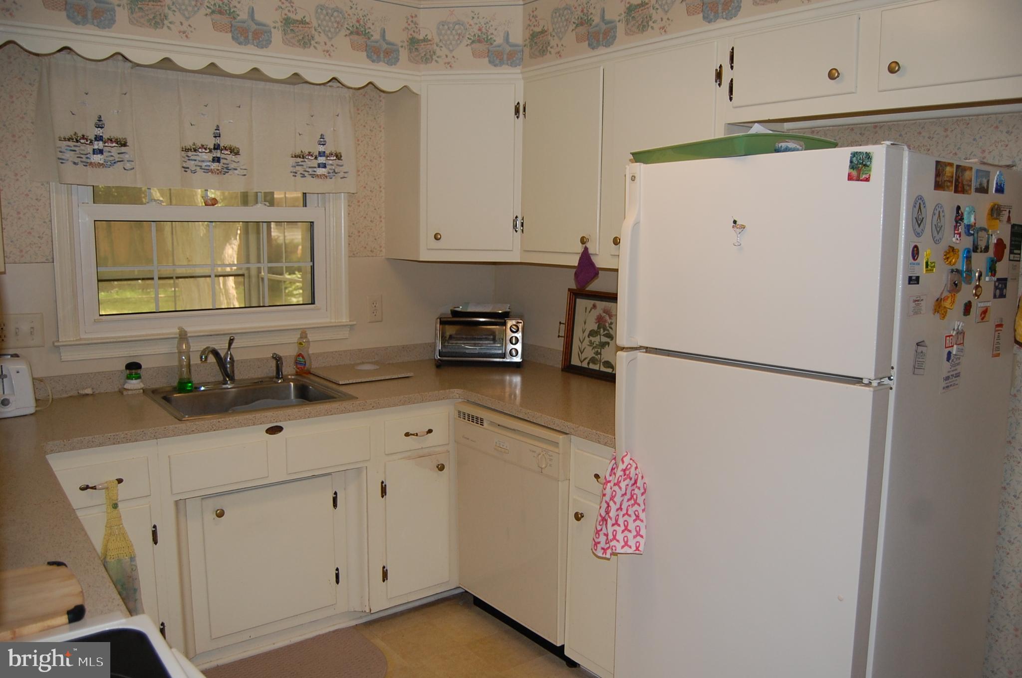 553 Woodsedge Road Dover, DE 19904 - Photo 11 of 26 Kitchen