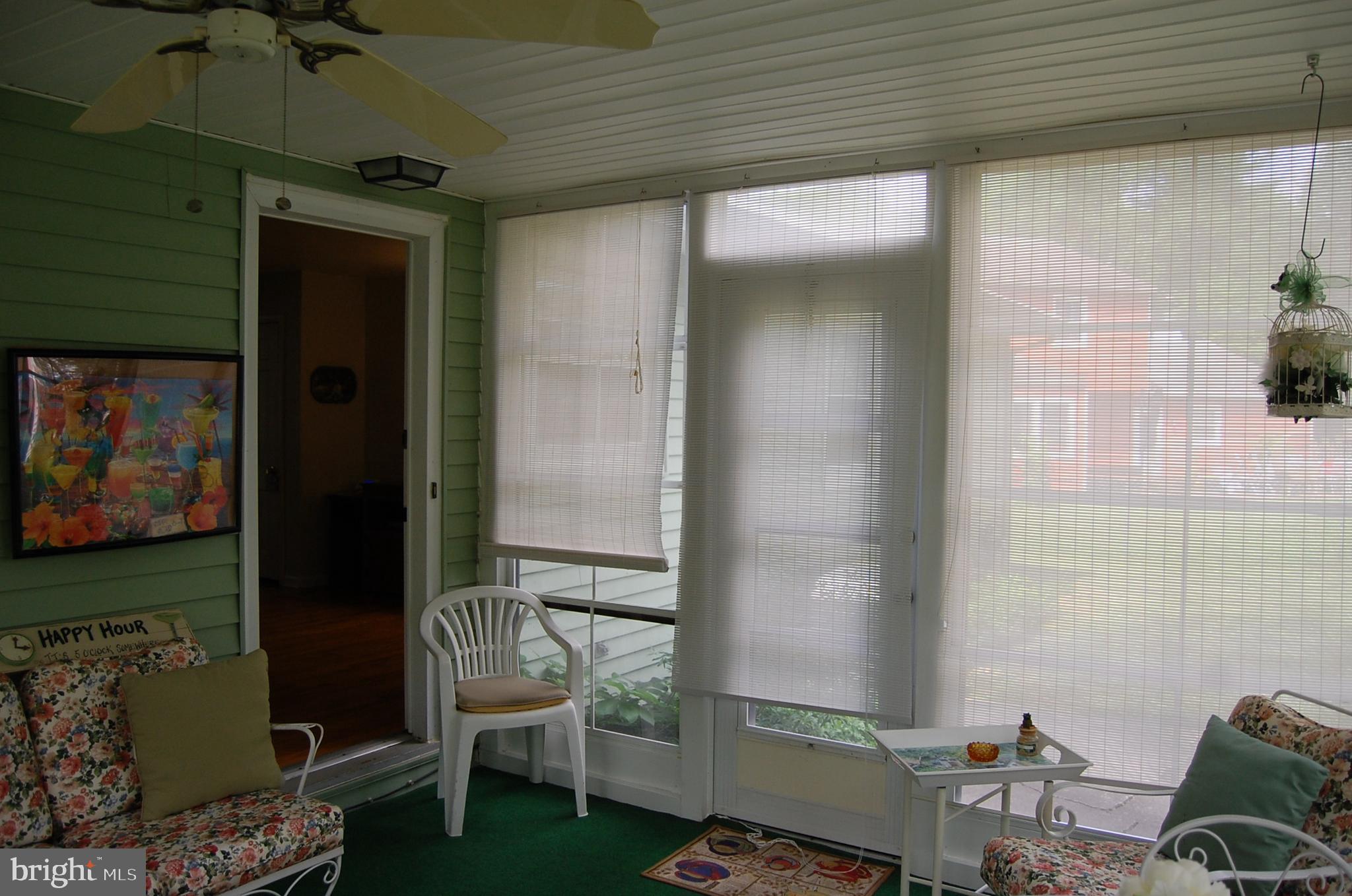 553 Woodsedge Road Dover, DE 19904 - Photo 13 of 26 Back Porch
