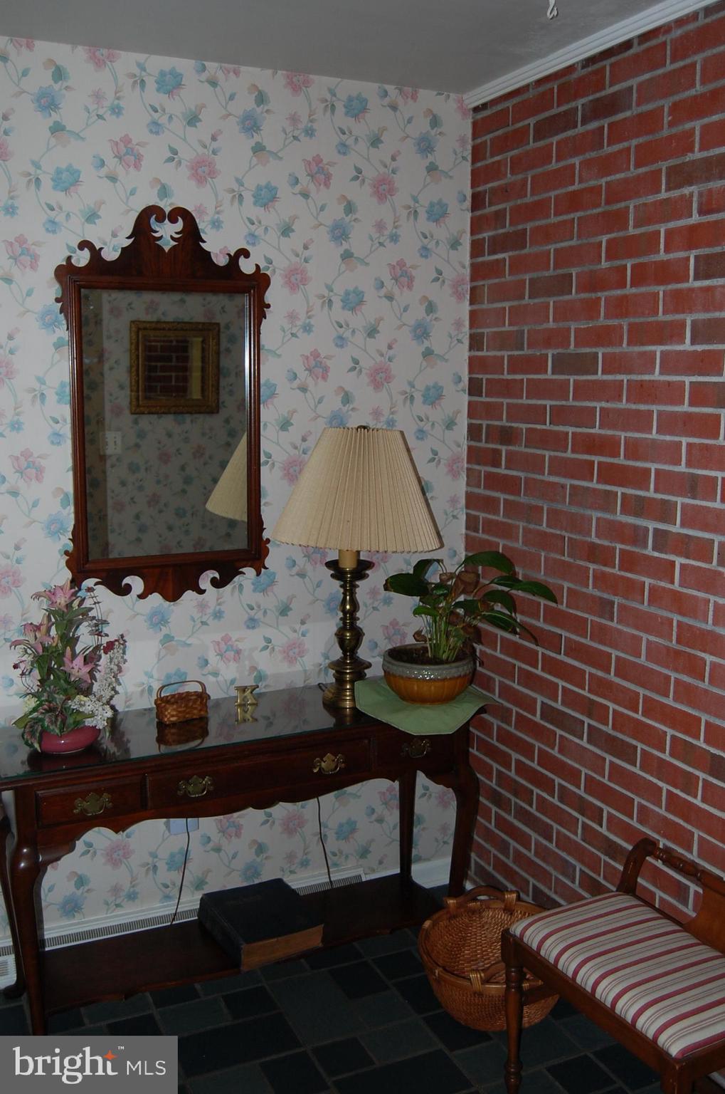 553 Woodsedge Road Dover, DE 19904 - Photo 6 of 26 Foyer near front door