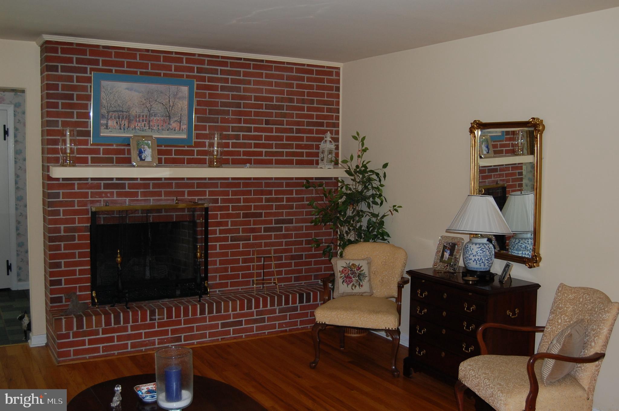 553 Woodsedge Road Dover, DE 19904 - Photo 7 of 26 Fire Place Formal Living Room