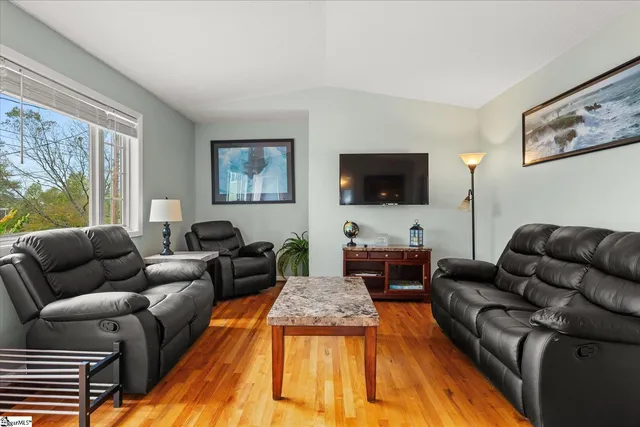 $345,000 | 7 Bubbling Creek Drive, Travelers Rest, SC 29690