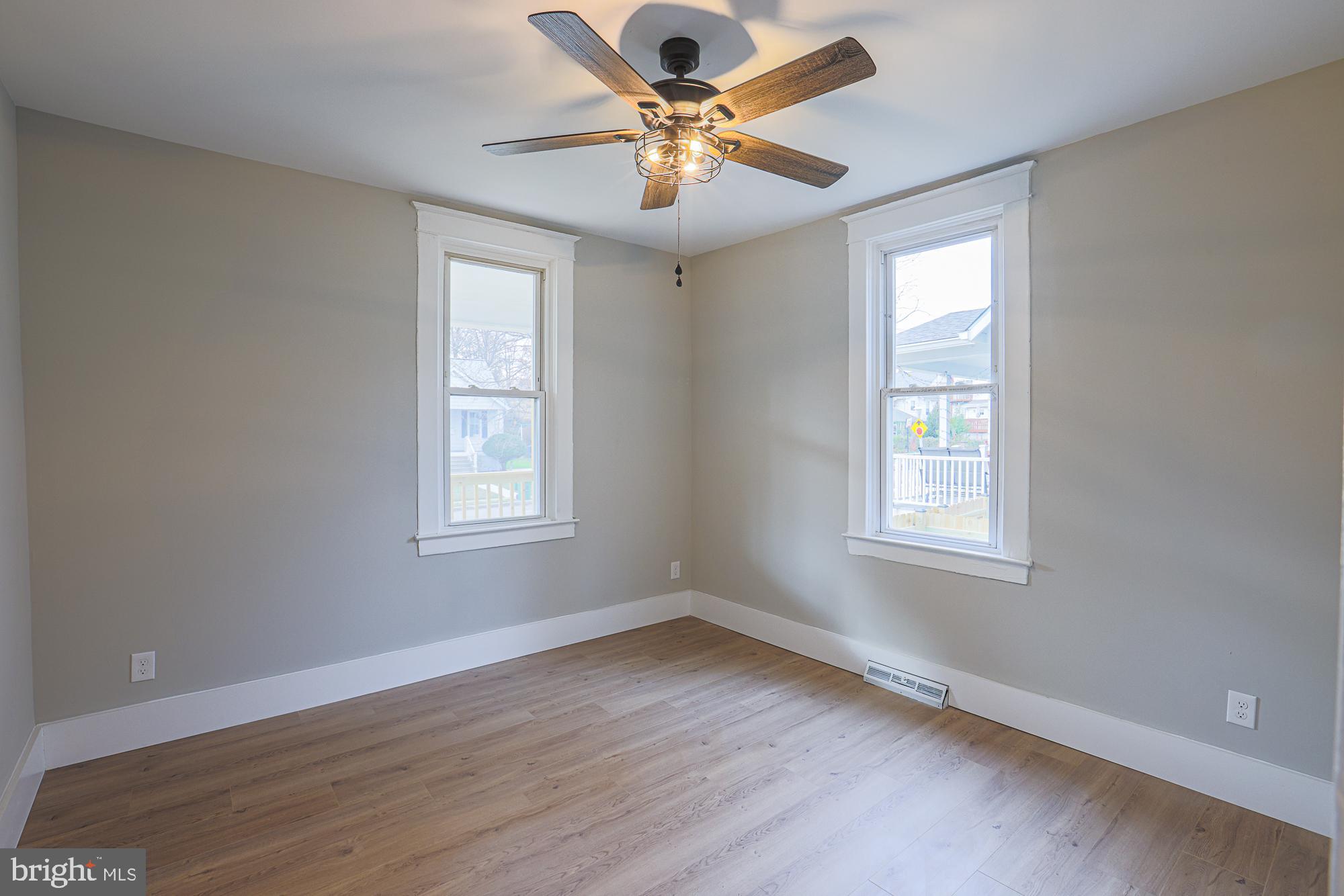 6013 Pinehurst Road Baltimore, MD 21212 - Photo 29 of 61