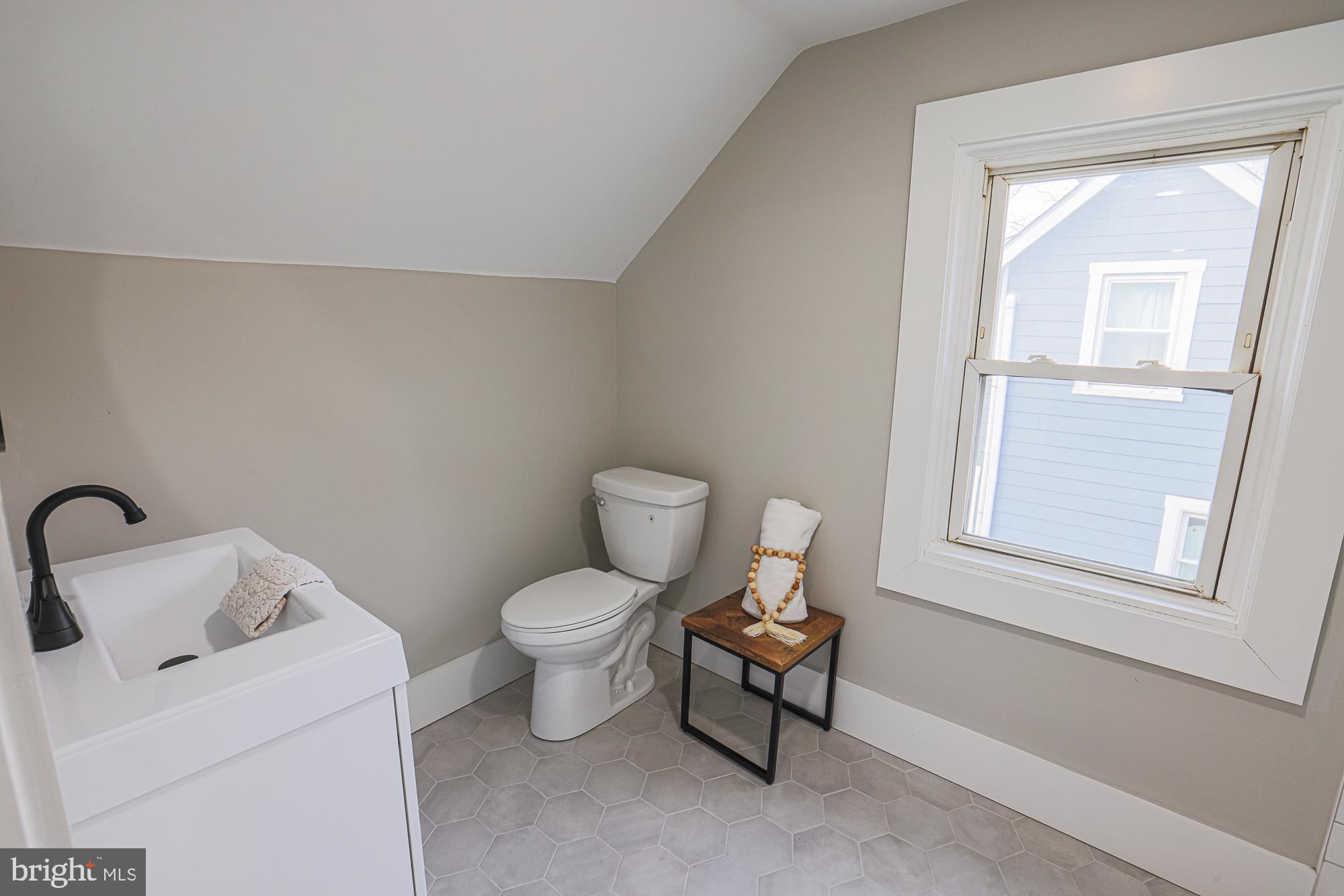 6013 Pinehurst Road Baltimore, MD 21212 - Photo 56 of 61