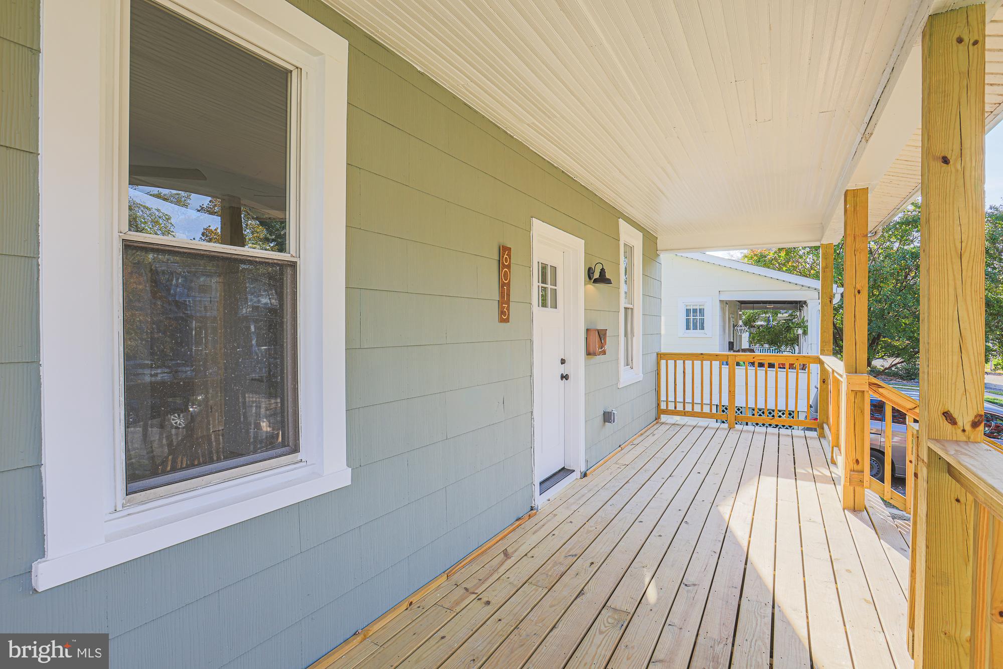 6013 Pinehurst Road Baltimore, MD 21212 - Photo 8 of 61