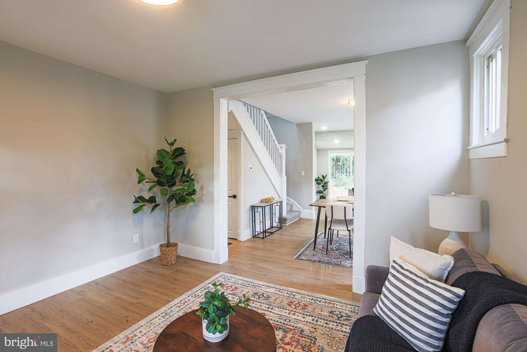 6013 Pinehurst Road Baltimore, MD 21212 - Photo 10 of 61