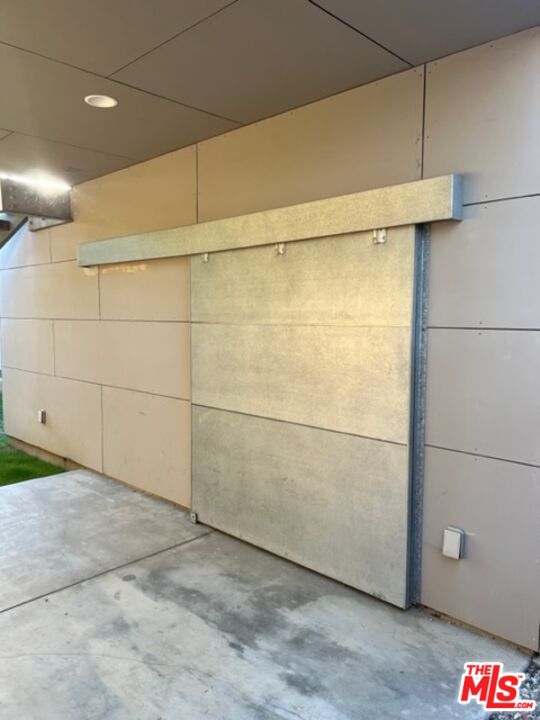 2030 Walnut Avenue Venice, CA 90291 - Photo 19 of 20