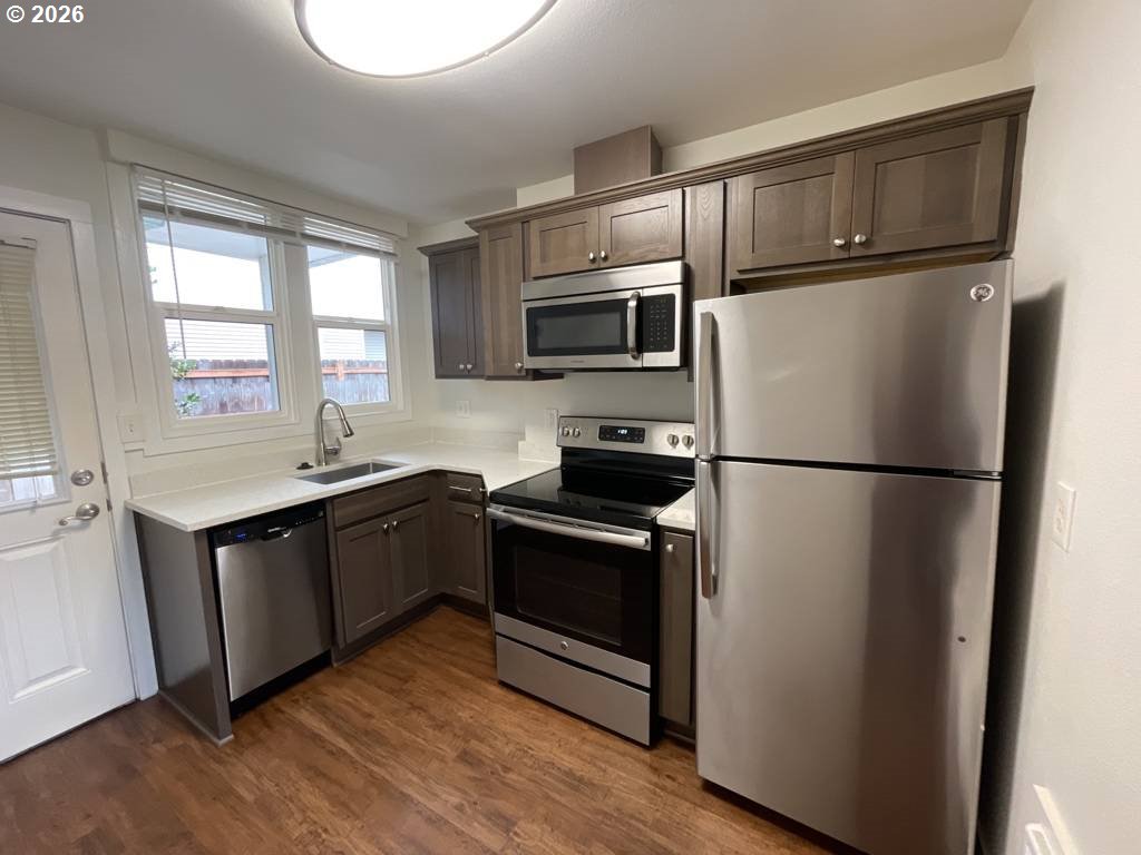 5821 Southeast Knapp Street Portland, OR 97206 - Photo 6 of 17 Unit #4
