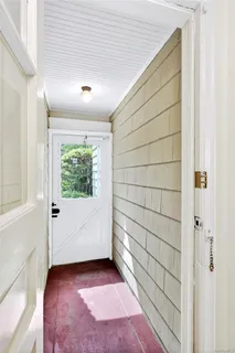 $965,000 | 25 Carlton Street, Malverne, NY 11565