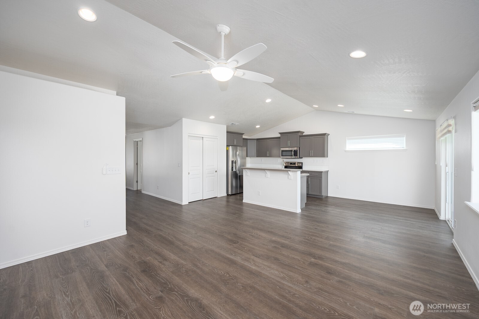 614 South Rees Street Moses Lake, WA 98837 - Photo 13 of 32 Gallery Image 13