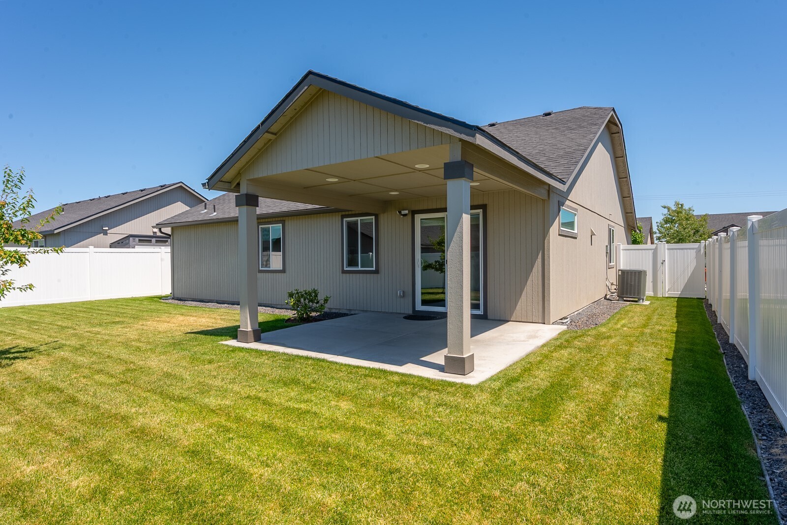 614 South Rees Street Moses Lake, WA 98837 - Photo 8 of 32 Gallery Image 8