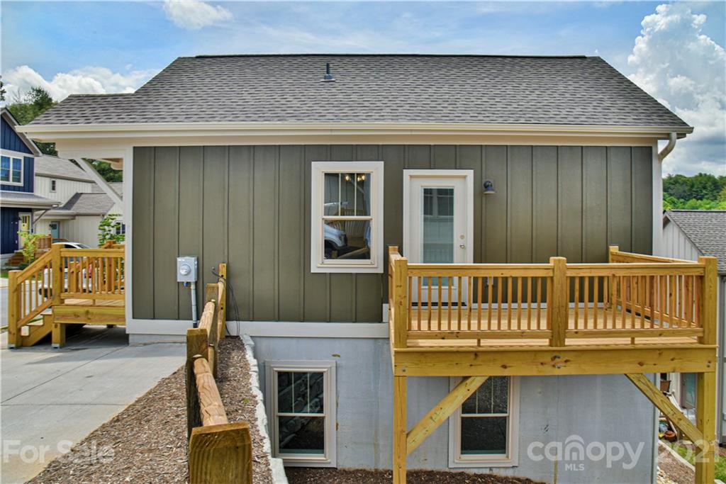 91 Wheeler Road Weaverville, NC 28787 - Photo 3 of 12 Gallery Image 3