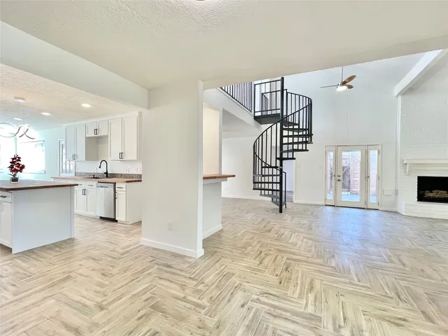 $3,500 | 707 Center Hill Drive, Houston, TX 77079