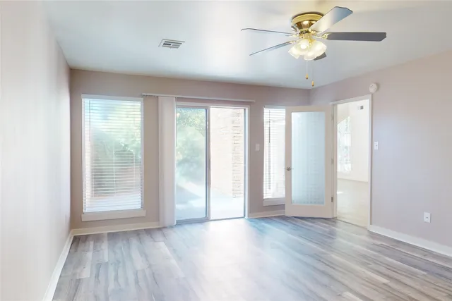 $3,300 | 707 Center Hill Drive, Houston, TX 77079